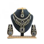 Women's Alloy Necklace set (Black)