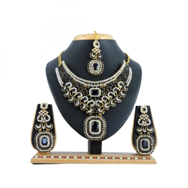Women's Alloy Necklace set (Black)