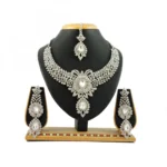 Women's Alloy Necklace set (White)