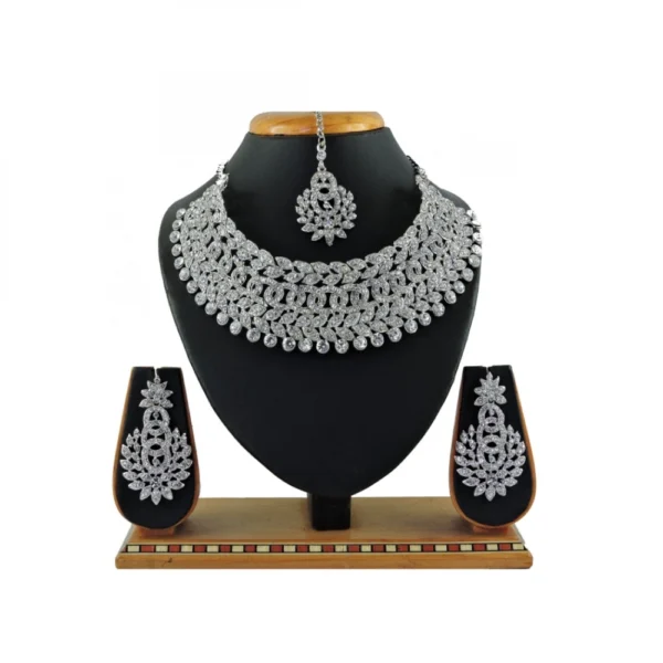 Women's Alloy Necklace set (White)