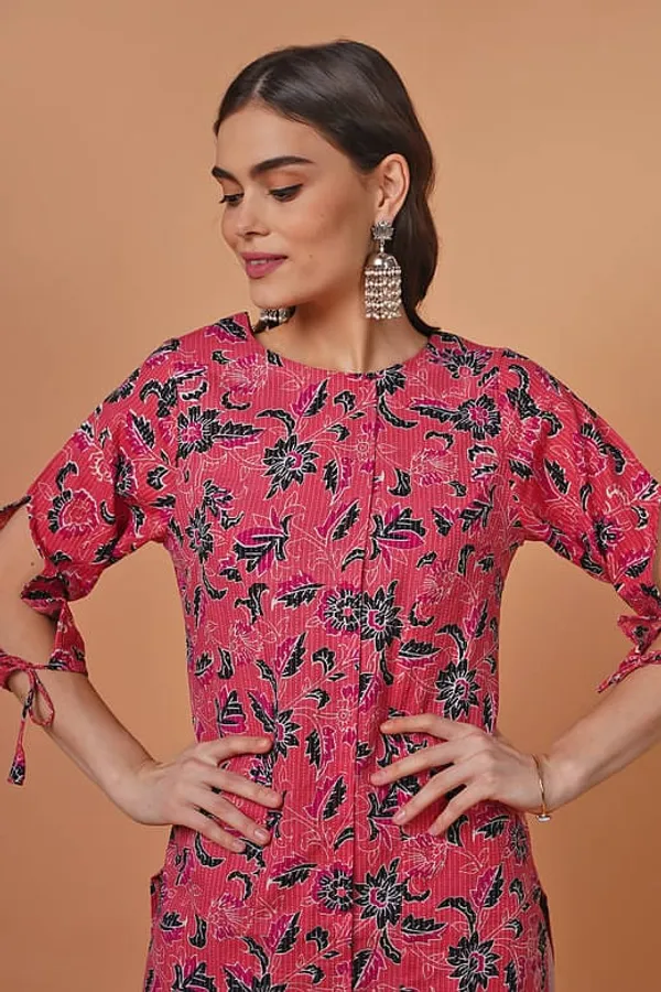 Pink Cotton Cut Out Sleeves Design Kurta