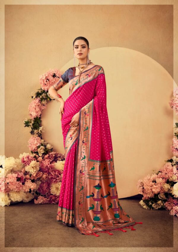 PAITHANI BUTTI