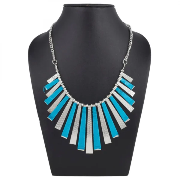 Stylish Handmade Thread Fashion Necklace