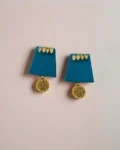 Rainvas Kundan simple golden coin studs earrings blue