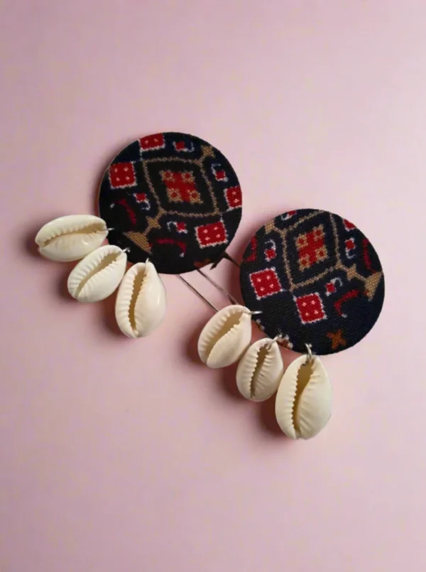 Rainvas Blue and red printed shells studs earrings