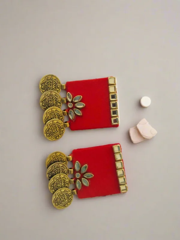 Rainvas Red earrings with golden bottom