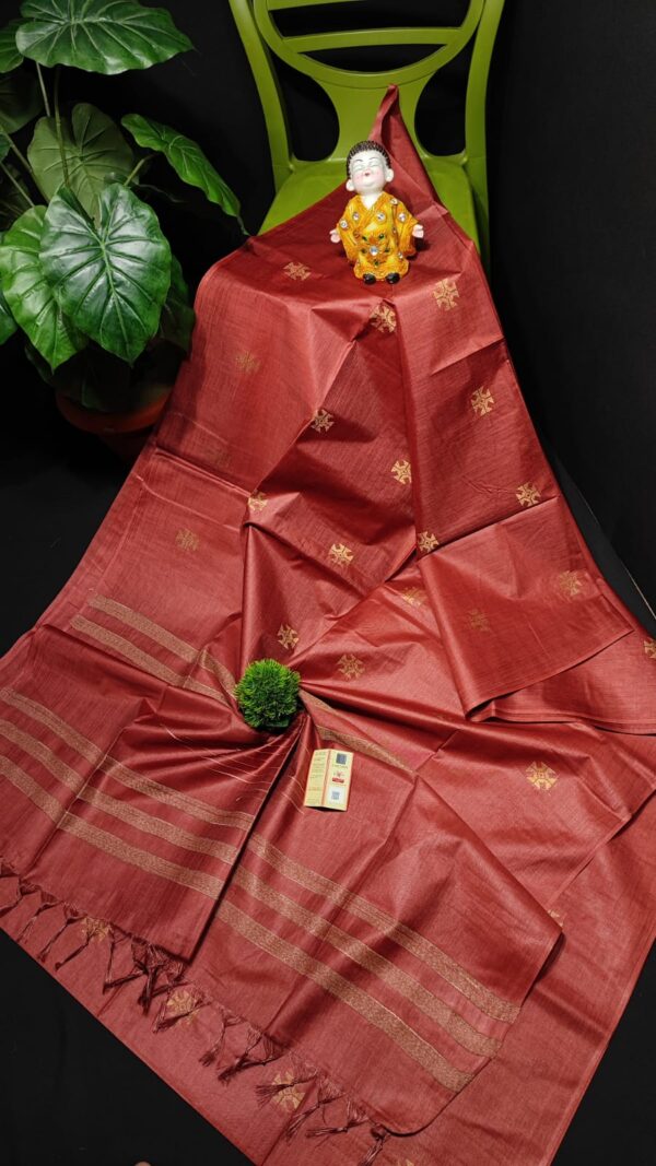Woven heart motifs saree