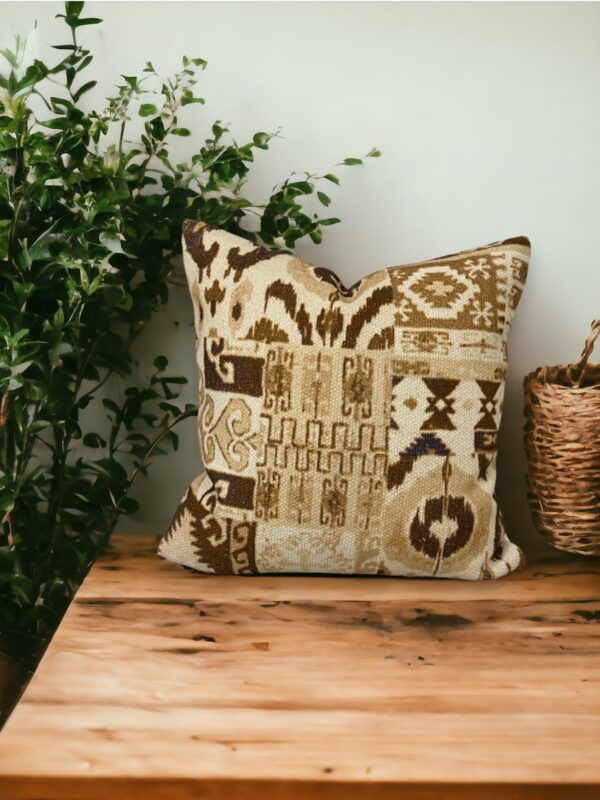Tranquil Trellis Cushion Cover