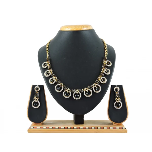 Women's Alloy Necklace set (Black)