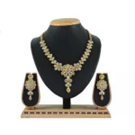 Women's Alloy Necklace set (Gold)