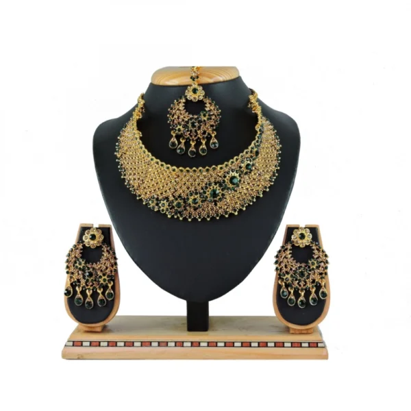 Women's Alloy Necklace set (Green)