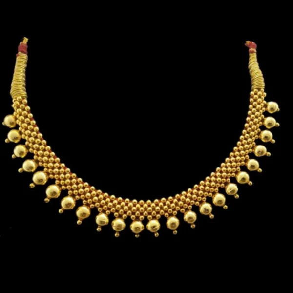 Women's Short Necklace And Earing Set