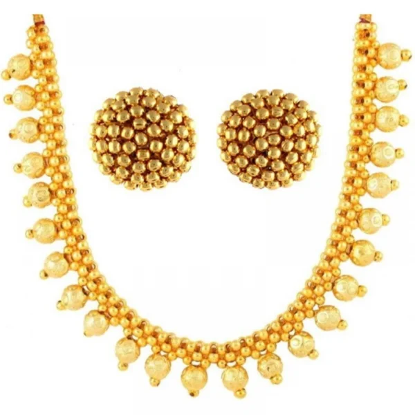 Women's Short Necklace And Earing Set