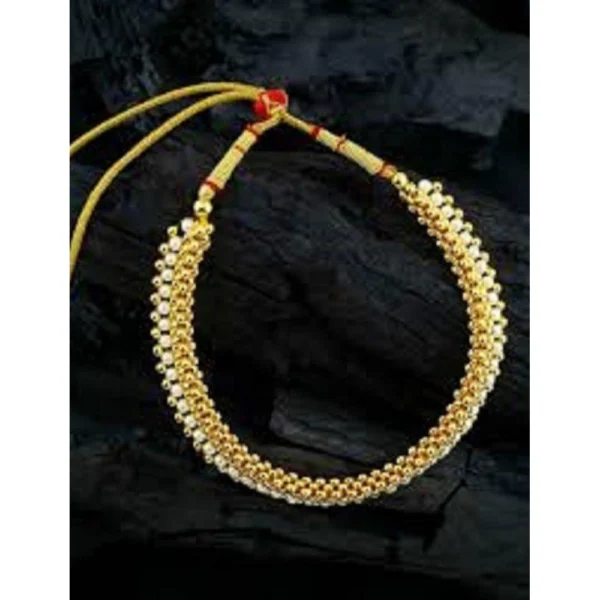 Women's Short Necklace And Earing Set
