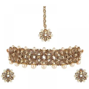 Women's Chocker , Earring And Maang Tikka Set