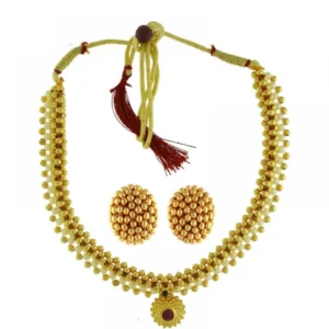Women's Short Necklace And Earing Set