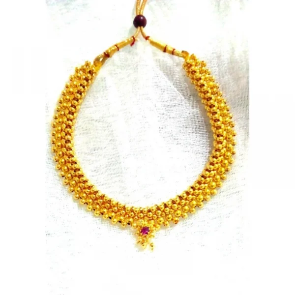 Women's Short Necklace And Earing Set