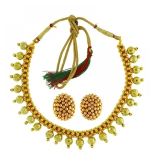 Women's Short Necklace And Earing Set