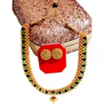 Women's Short Necklace And Earing Set