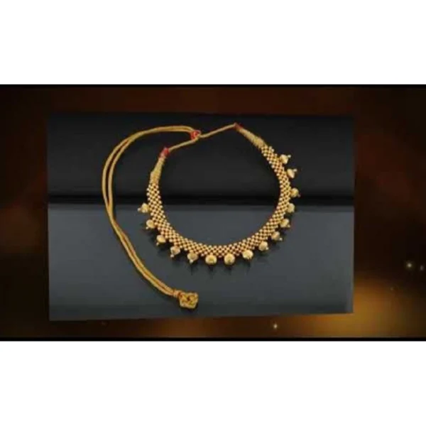 Women's Short Necklace And Earing Set
